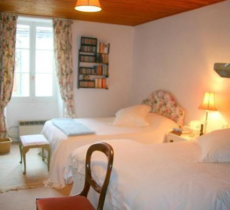 Chambres D'Hotes Chez Carolyn Villefranche-du-Perigord Phòng bức ảnh